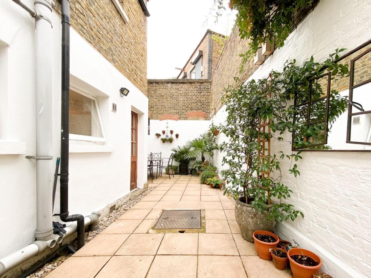 Pass The Keys Garden Apartment In Stockwell London Exterior photo