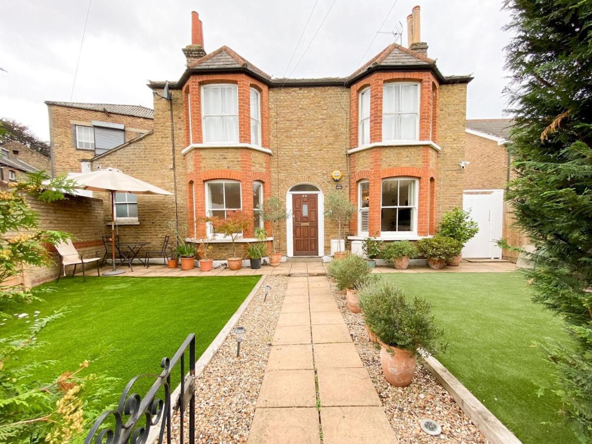 Pass The Keys Garden Apartment In Stockwell London Exterior photo